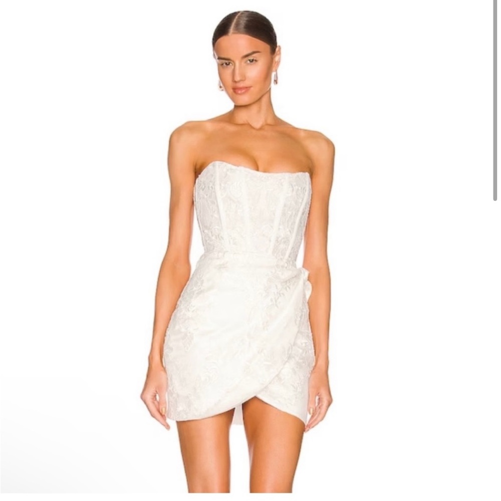 NWT V Chapman white lace dress